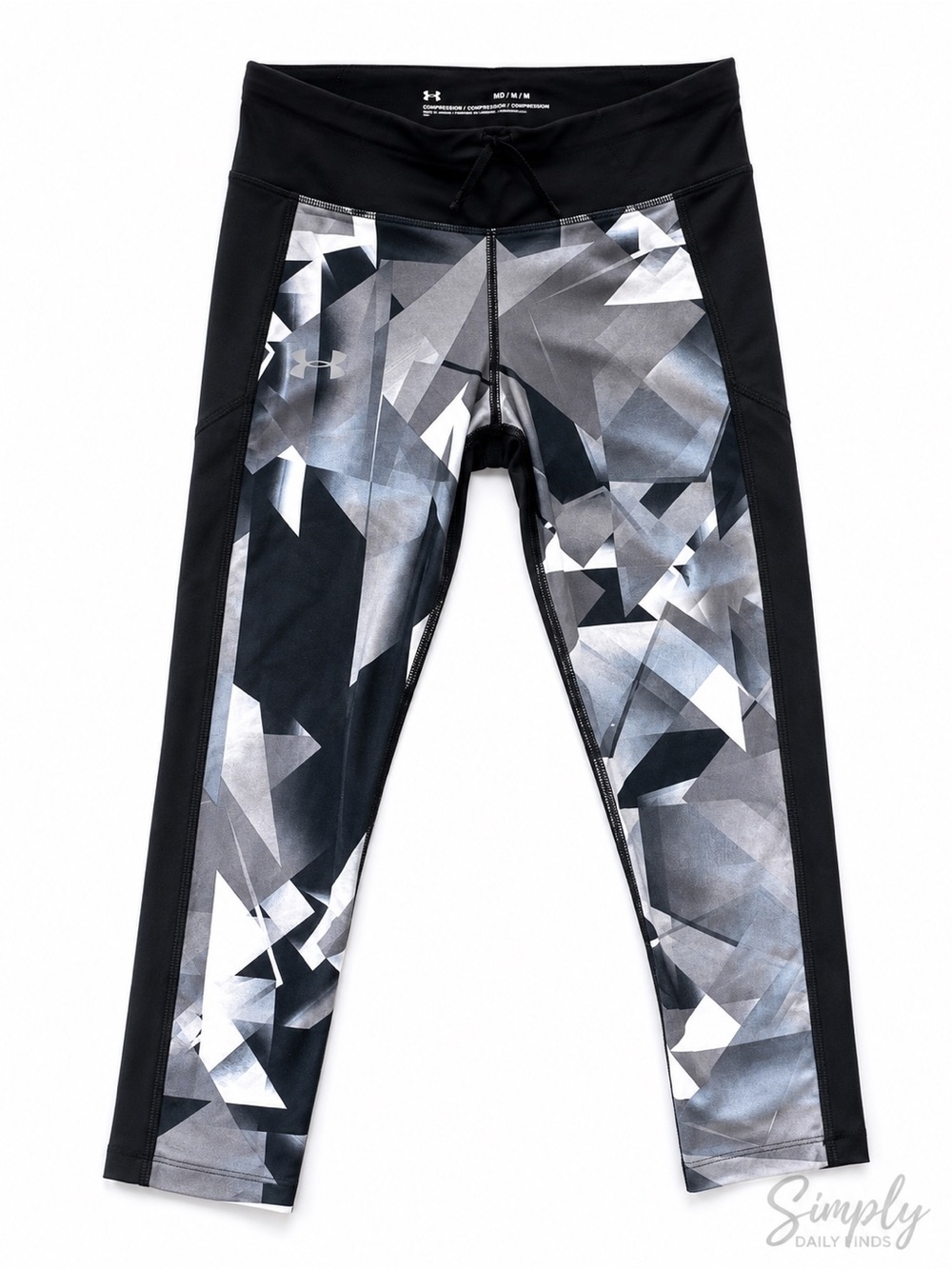 Under Armour HeatGear Compression Capri Leggings Medium Pocket Geometric Print